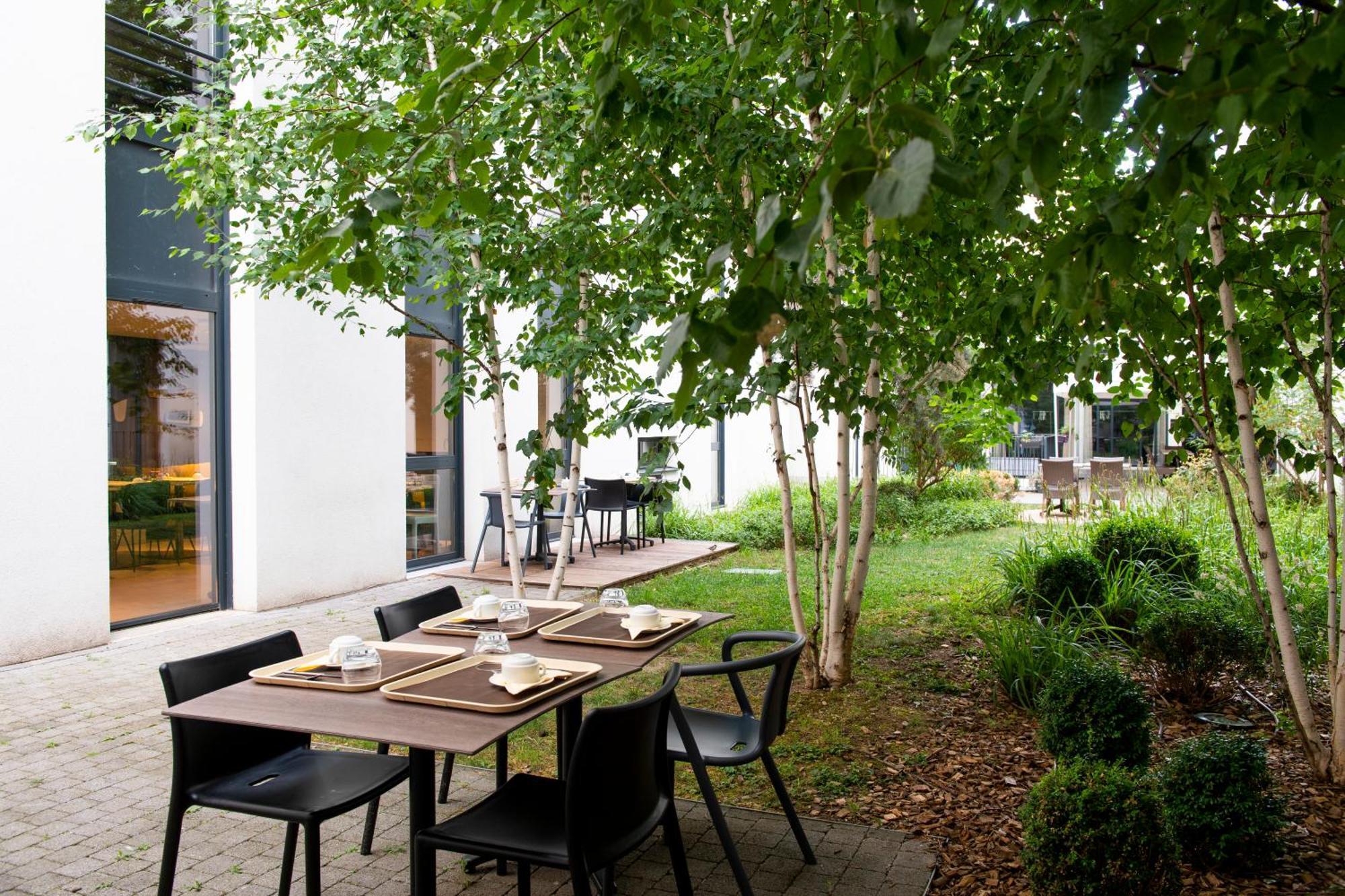 Aparthotel Adagio Lyon Patio Confluence Экстерьер фото